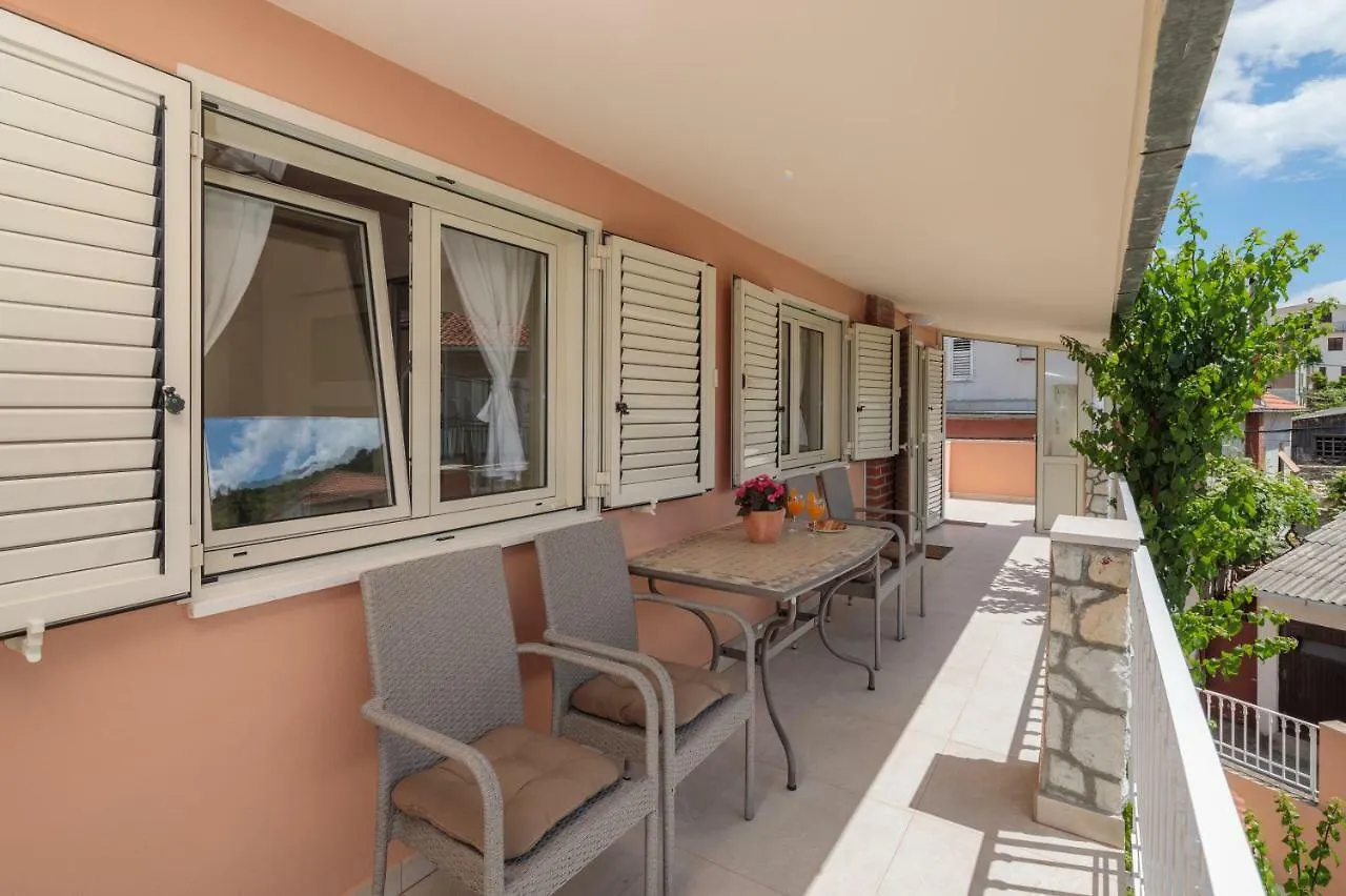 Apartmani Oaza Trogir Apartment