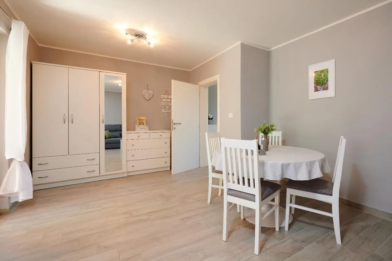 Apartmani Oaza Trogir 0*,