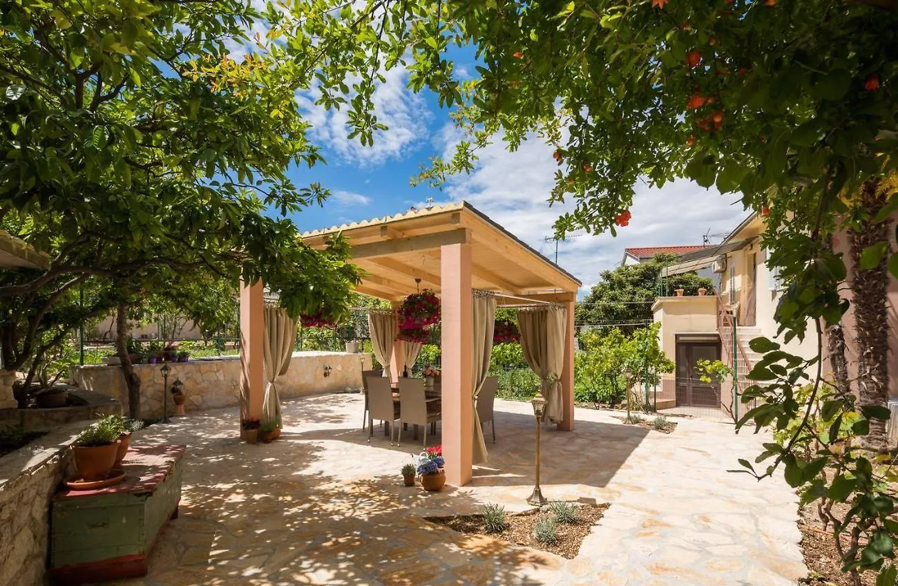 Apartment Apartmani Oaza Trogir