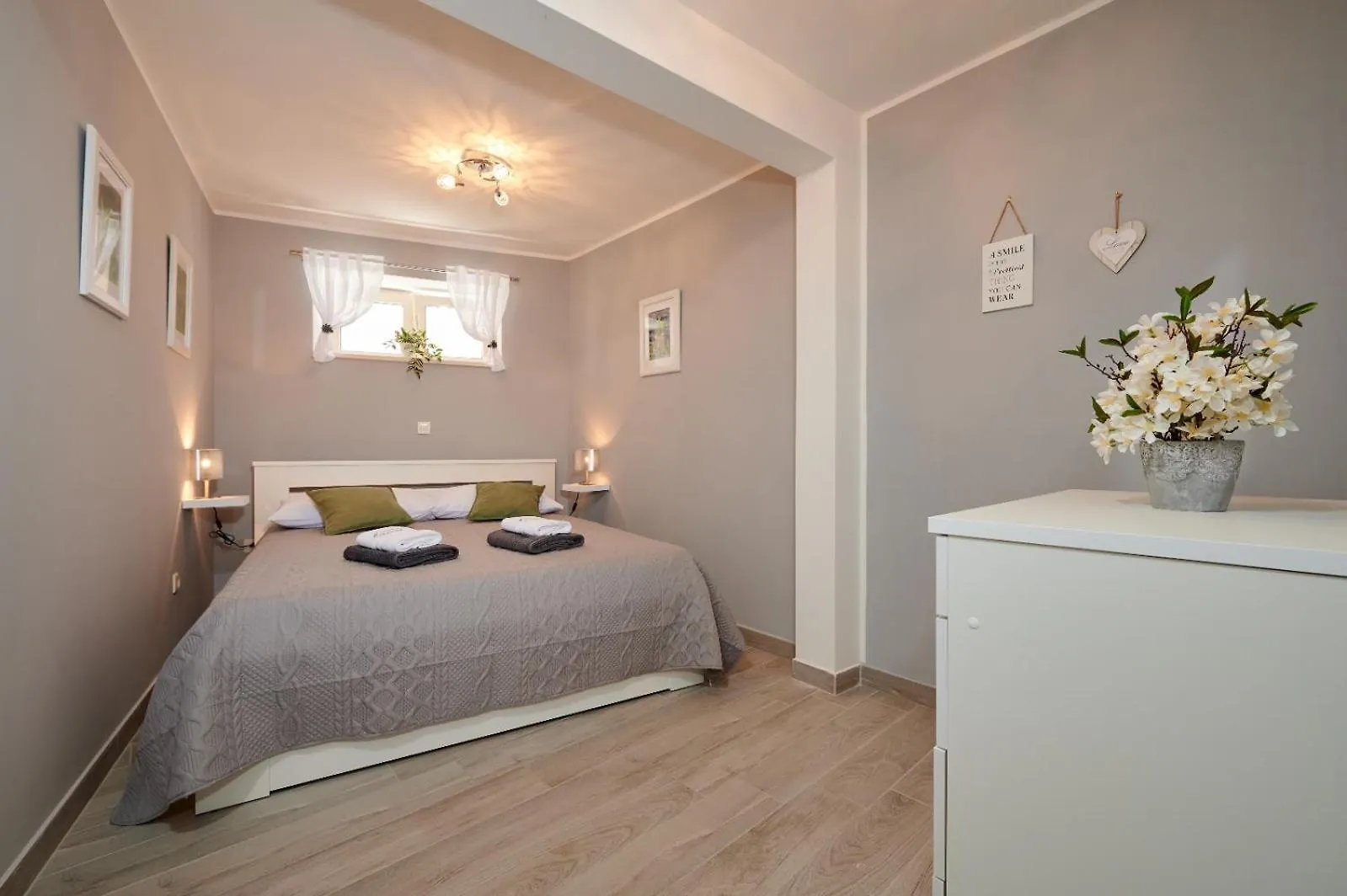Apartmani Oaza Trogir 0*,