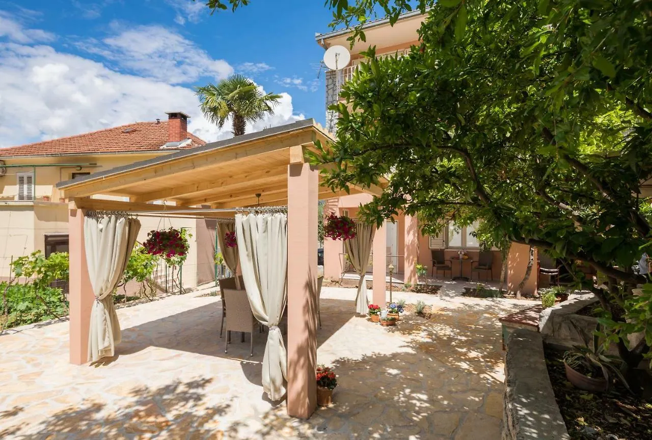 Apartmani Oaza Trogir Apartment